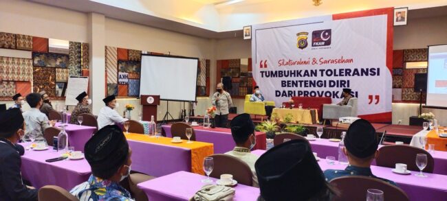 DPW FKAM DIY mengadakan Silaturahmi dan Sarasehan mengangkat tema 'Tumbuhkan Toleransi, Bentengi Diri Dari Provokasi'.