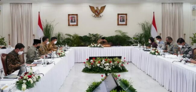 Wapres Ma’ruf Amin saat memimpin Rapat Koordinasi TPPS, di Istana Wakil Presiden, Jakarta, Rabu (11/05/2022). (Foto: BPMI Setwapres) Read more: https://setkab.go.id/pimpin-rakor-tpps-wapres-minta-komitmen-k-l-percepat-penurunan-stunting/