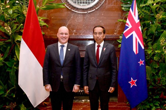 Presiden Joko Widodo bertemu dengan Perdana Menteri Selandia Baru, Christopher Luxon, di Hotel Park Hyatt, Melbourne, Australia pada Selasa, 5 Maret 2024. Foto: BPMI Setpres/