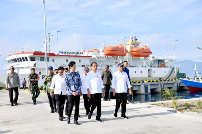 Presiden Joko Widodo meresmikan rehabilitasi dan rekonstruksi Pelabuhan Wani dan Pelabuhan Pantoloan di Kawasan Teluk Palu, Kabupaten Donggala, Provinsi Sulawesi Tengah (Sulteng), pada Rabu, 27 Maret 2024. Foto: BPMI Setpres