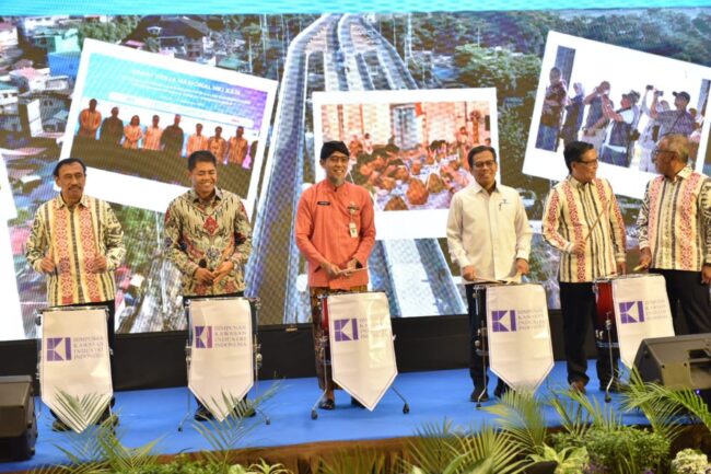 rapat koordinasi nasional Himpunan Kawasan Industri (HKI) di Hotel Gumaya, Semarang, Kamis (25/7/2024).