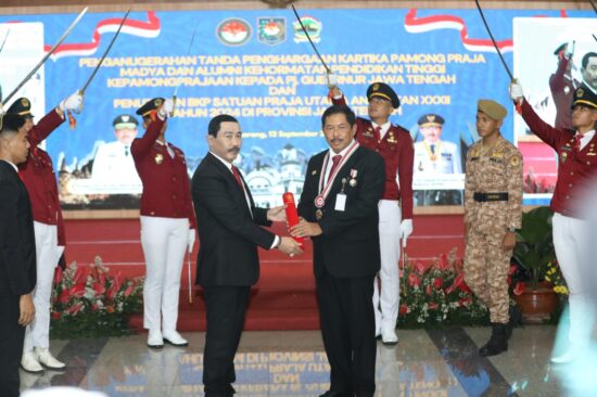 1.117 Praja IPDN Selesaikan Penerjunan Masa Bakti Karya Praja di Jateng